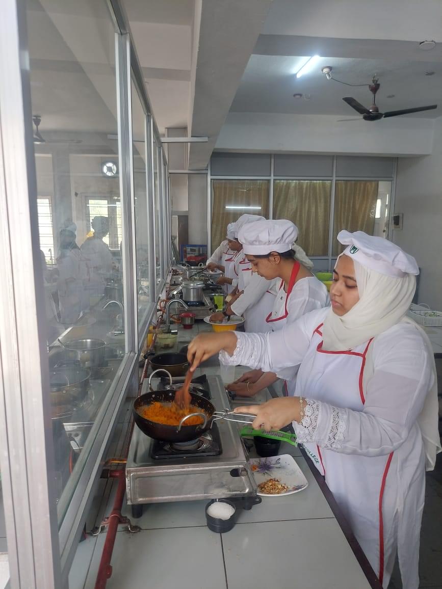 Madina Degree & PG College For Women Hyderabad Madina Degree and PG College for Women photo 16